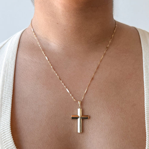 SENOE Gold Cross Pendant — 10K Yellow Gold